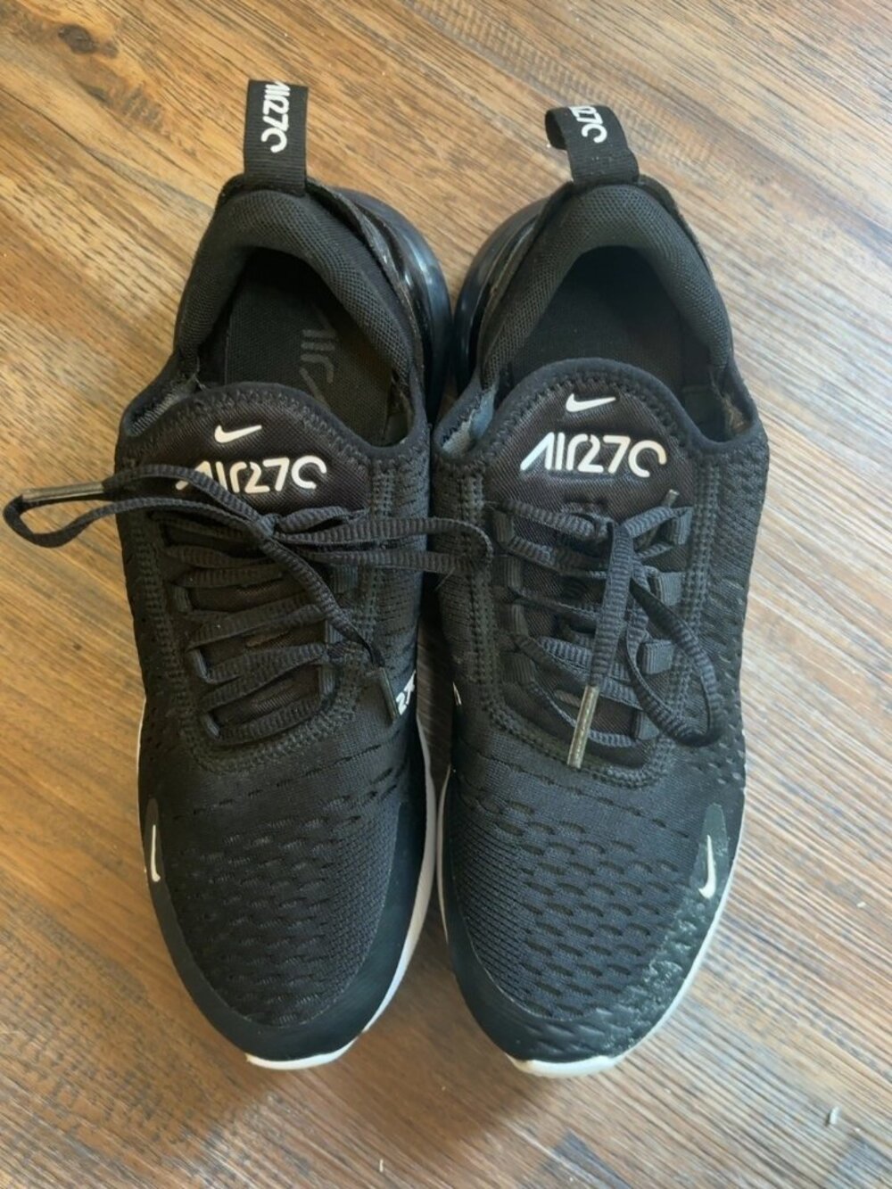 Nike Air Max 270 Black White Women’s Size 9 Sneakers